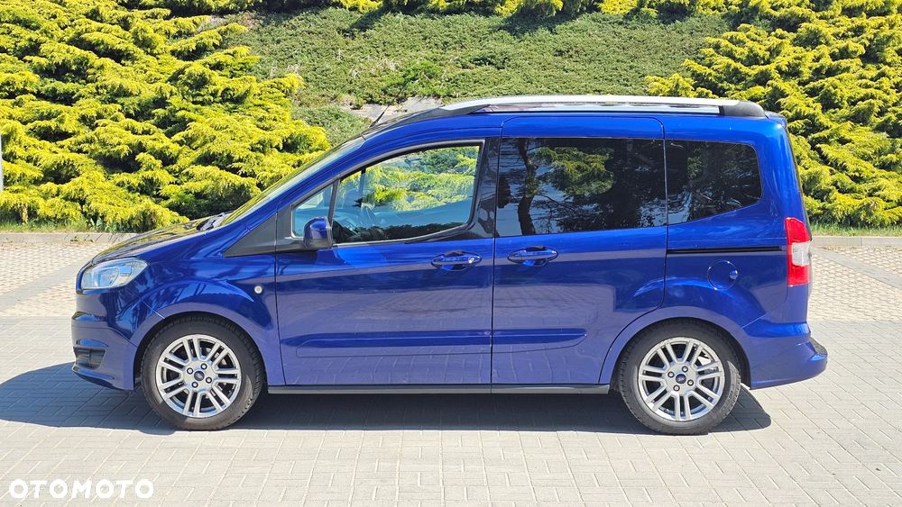 Ford Tourneo Courier ver-1-0-ecoboost-titanium - 9