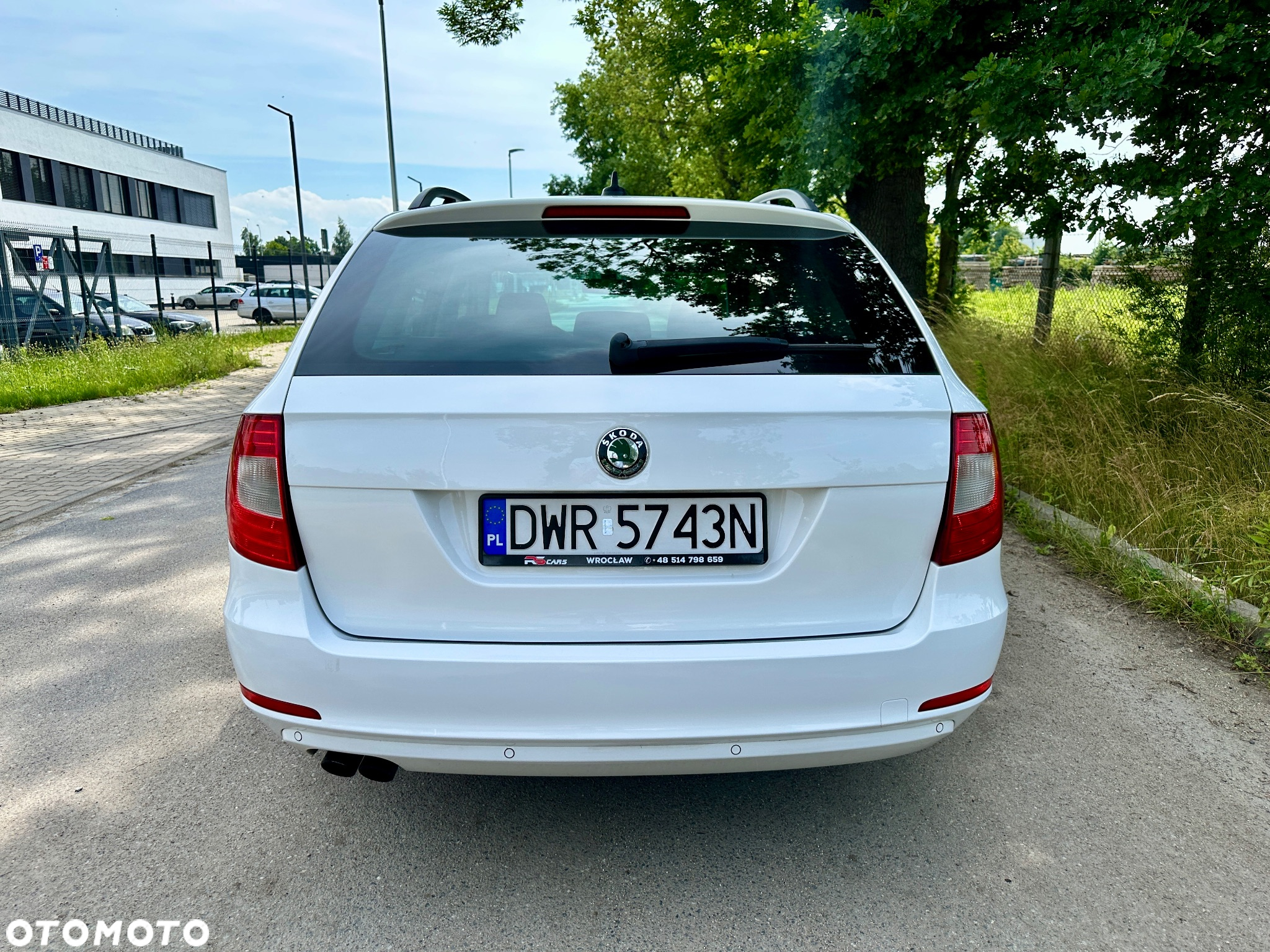 Skoda Superb 1.8 TSI Comfort DSG - 4