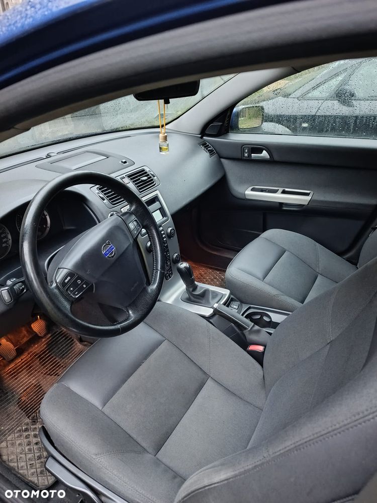 Volvo V50 - 4