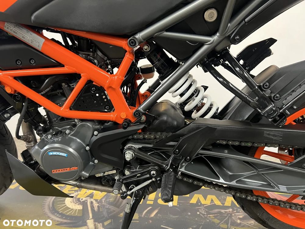 KTM Duke - 28