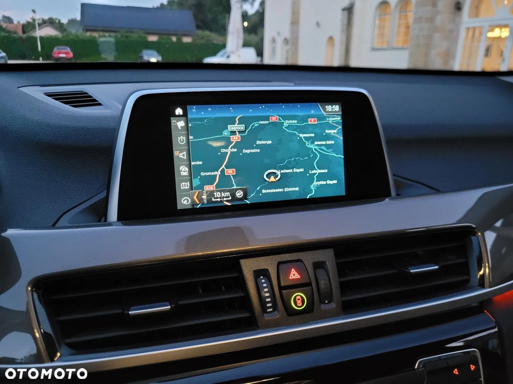 BMW X1 sDrive20i xLine - 14