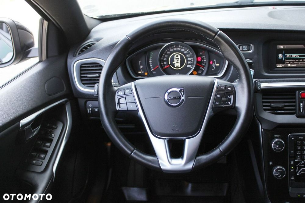 Volvo V40 T3 Kinetic - 12