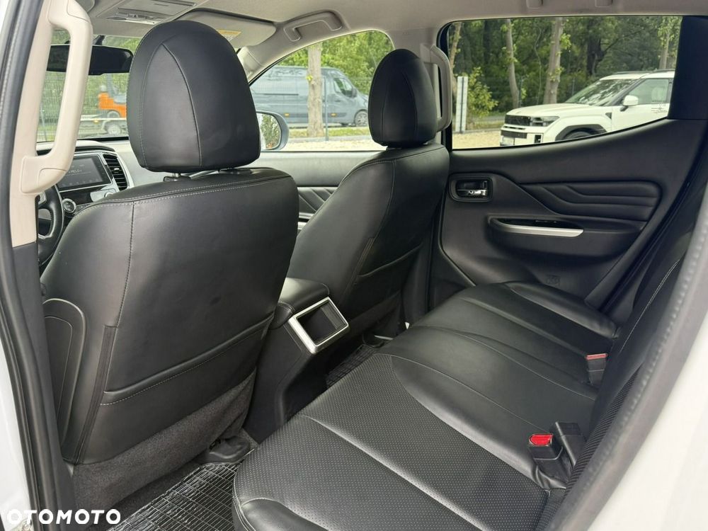 Mitsubishi L200 2.2 d DC Instyle Plus - 15