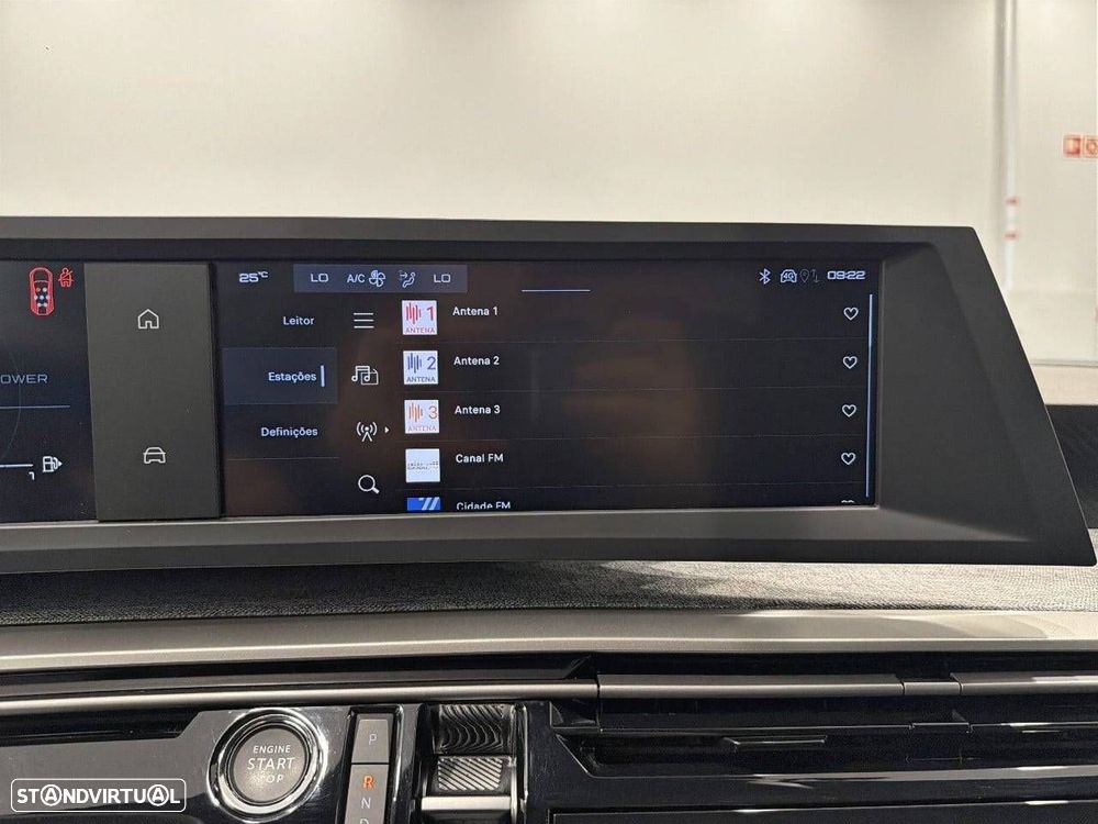 Peugeot 5008 1.2 Hybrid Allure e-DCS6 - 17