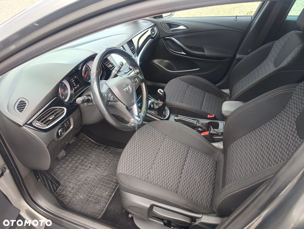 Opel Astra 1.4 Turbo Business - 13