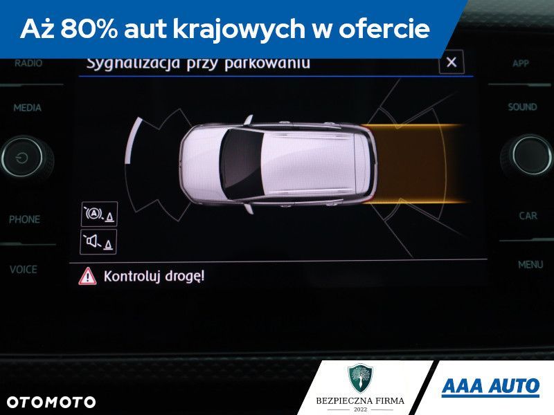 Volkswagen T-Cross - 11