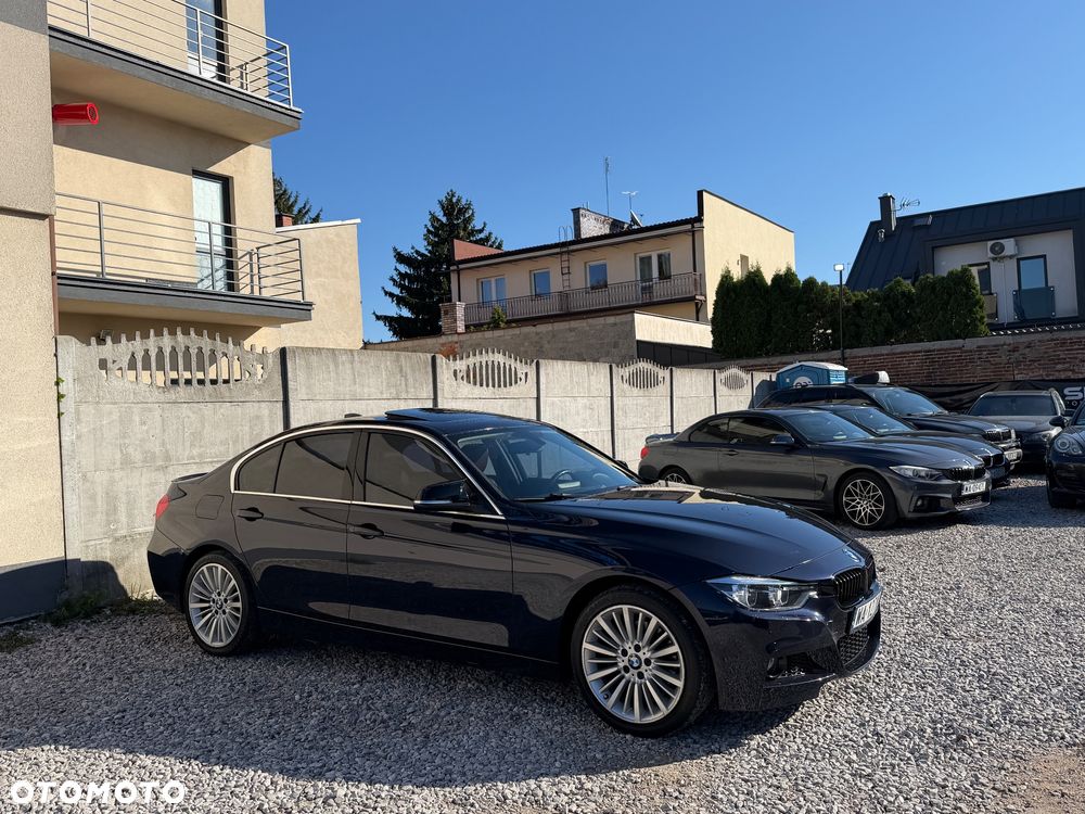 BMW Seria 3 328i Luxury Line - 3