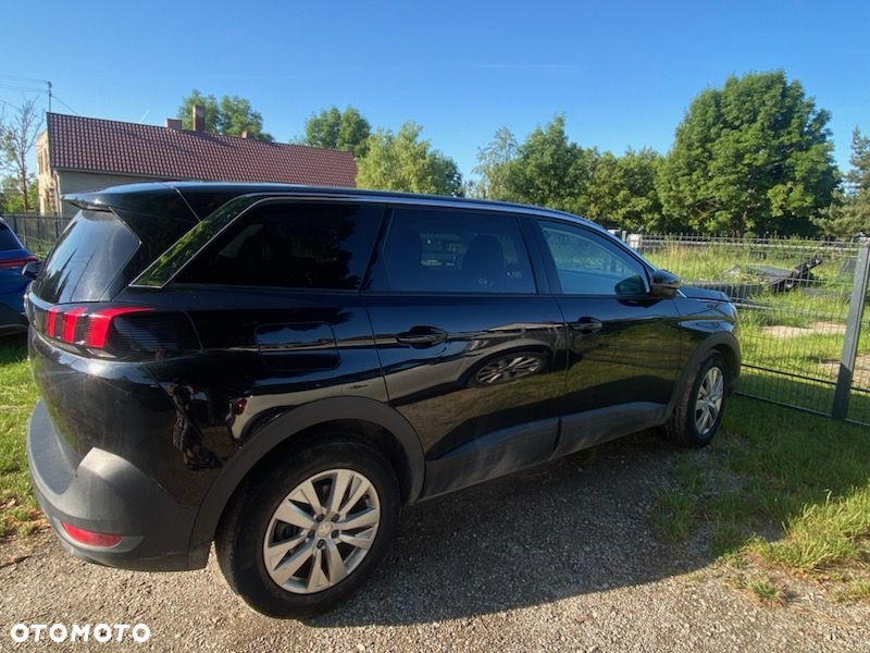 Peugeot 5008 - 1
