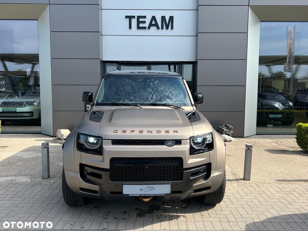 Land Rover Defender 110 P635 OCTA - 16