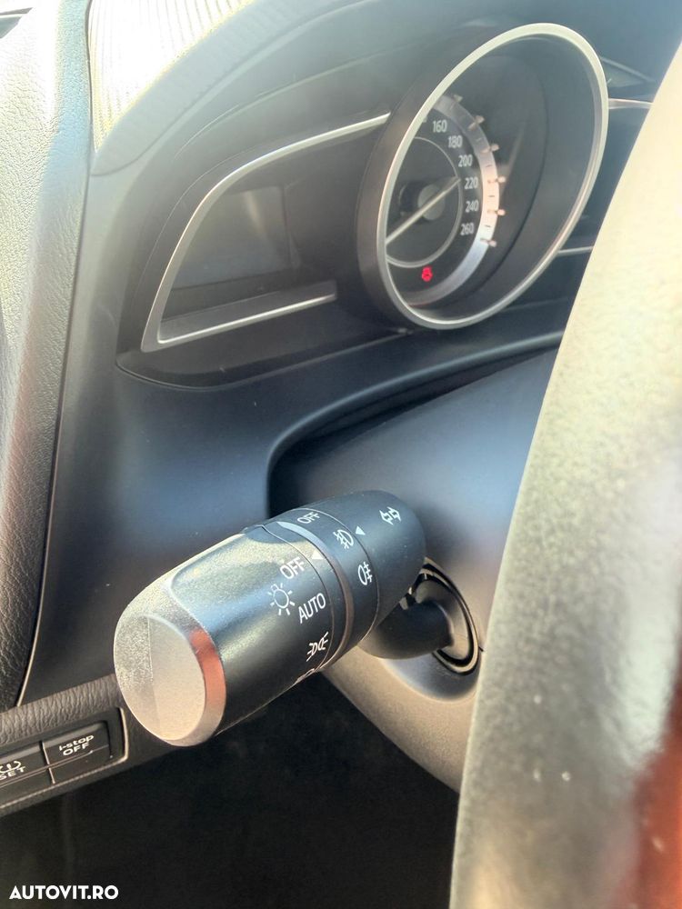 Mazda 3 SKYACTIV-D 150 Automatik Sports-Line - 20