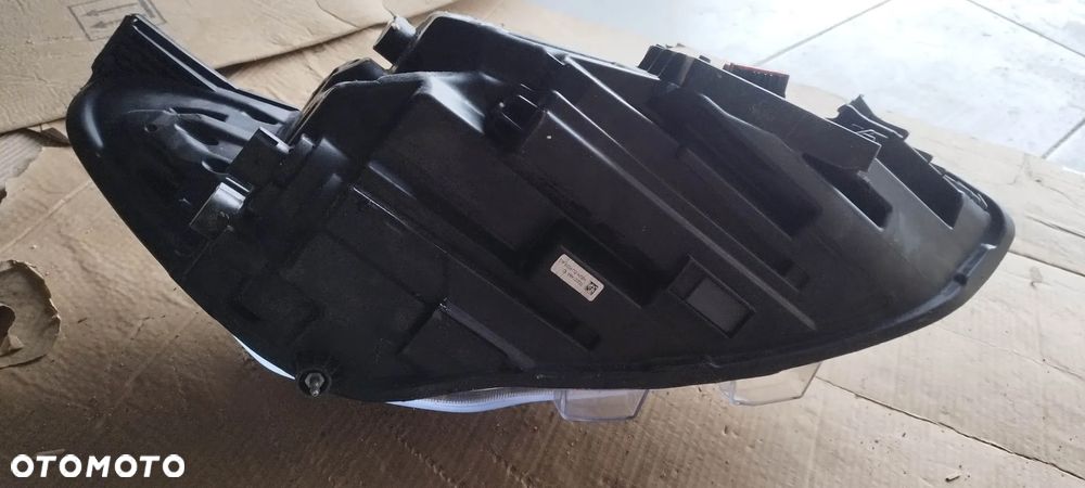 lewy przód reflektor led focus mk4 lift - 6