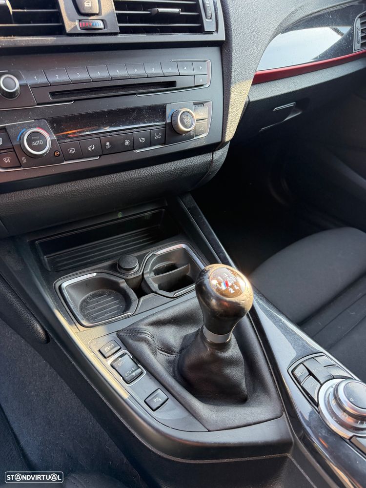 BMW 120 d Sport Line - 9
