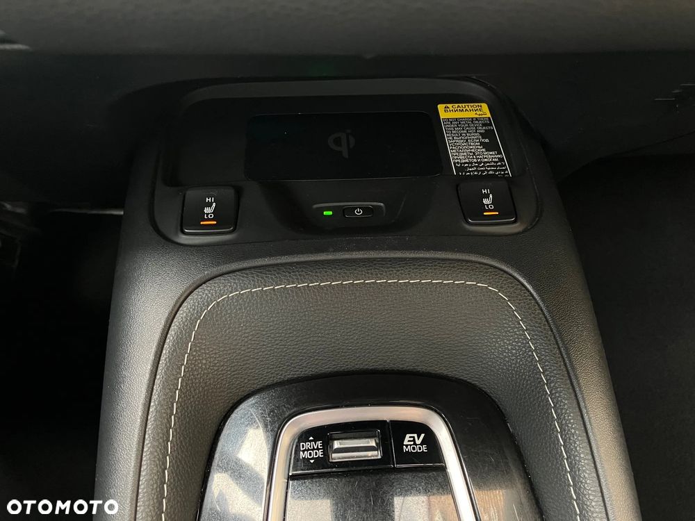 Toyota Corolla 2.0 Hybrid Executive - 34