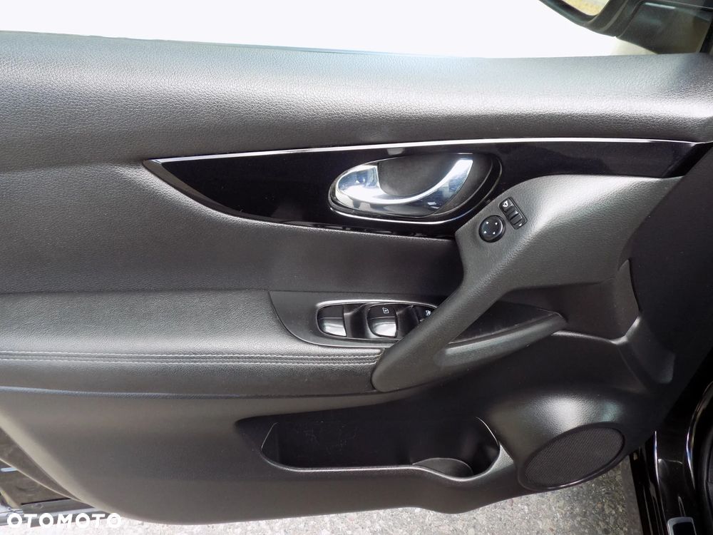 Nissan Qashqai 1.6 dCi Tekna S&S - 10