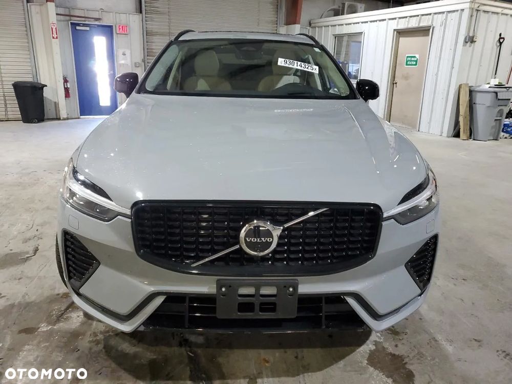 Volvo XC 60 - 6