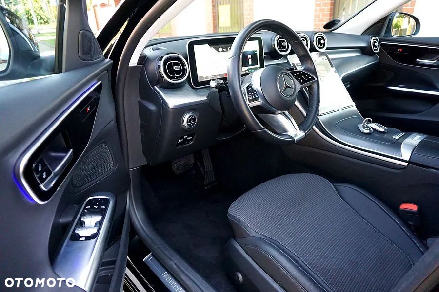 Mercedes-Benz Klasa C 220 d T 9G-TRONIC Avantgarde - 22
