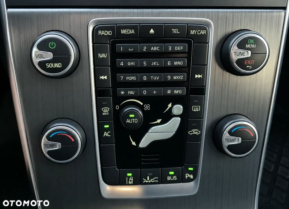 Volvo V60 D3 Geartronic Summum - 8