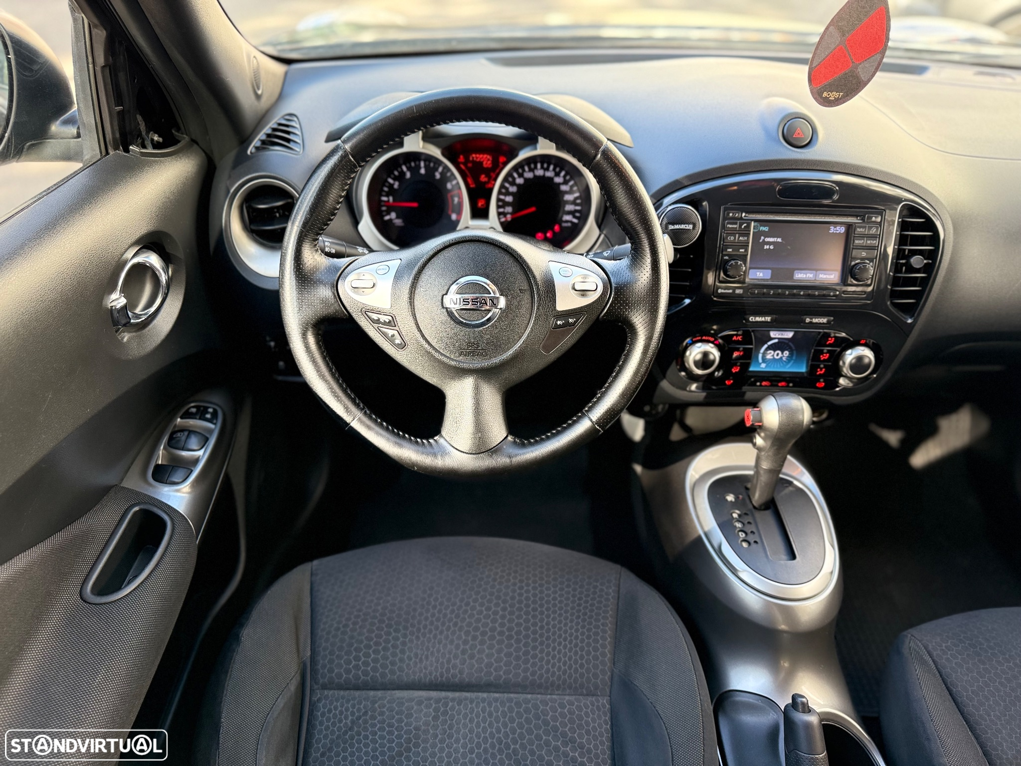 Nissan Juke 1.6 Tekna Premium CVT - 12
