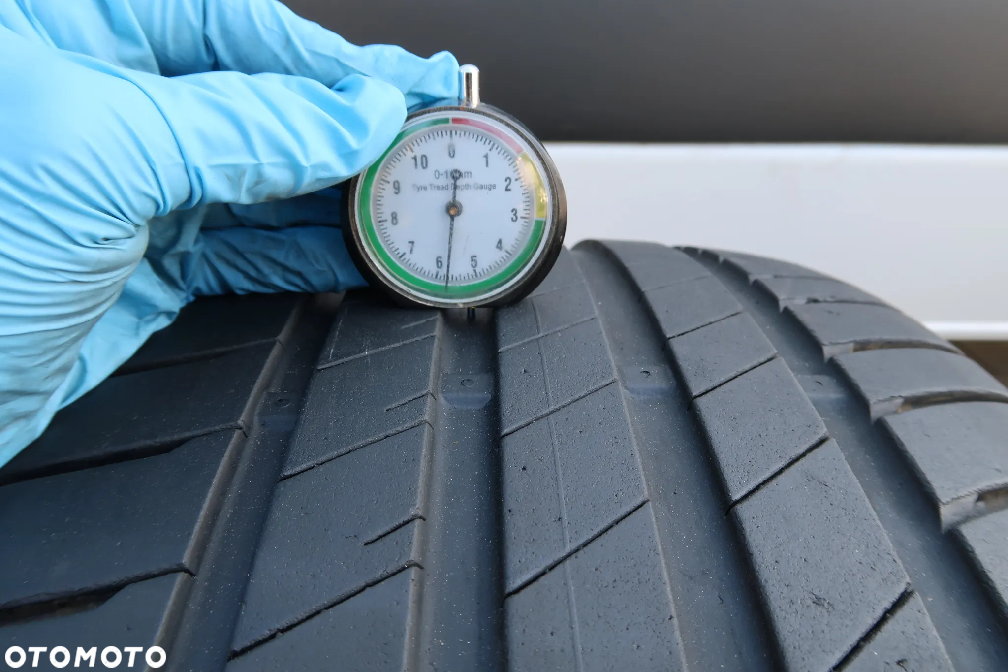 Bridgestone Potensa S005 235/35r19 - 2