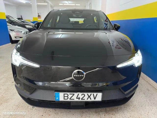 Volvo EX30 69 kWh Single Motor Extended Range Plus - 4