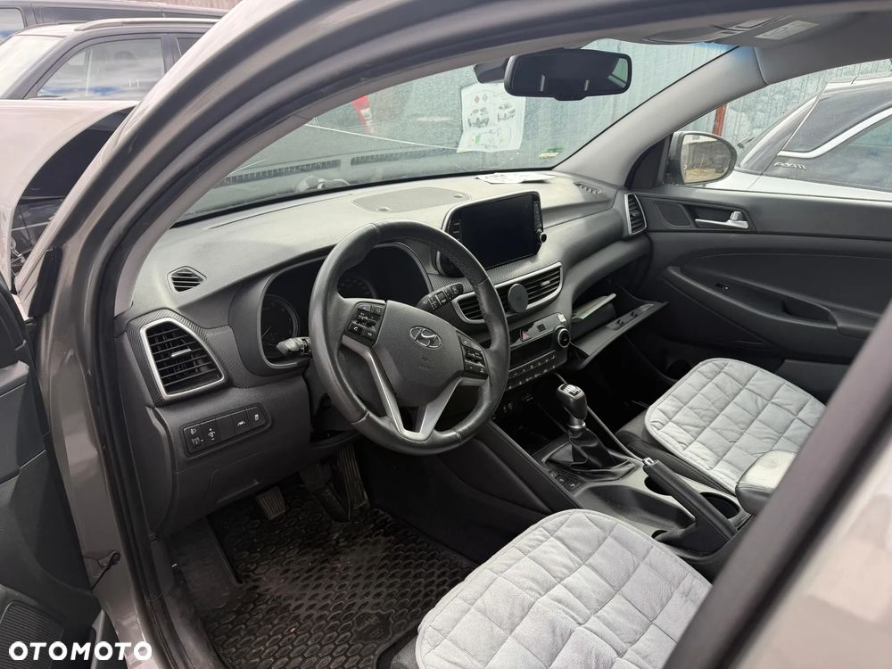 Hyundai Tucson 1.6 GDi 2WD Select - 17