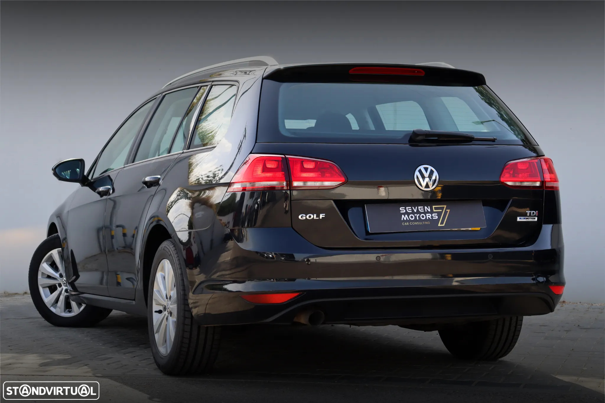 VW Golf Variant 1.6 TDi BlueMotion Confortline - 8