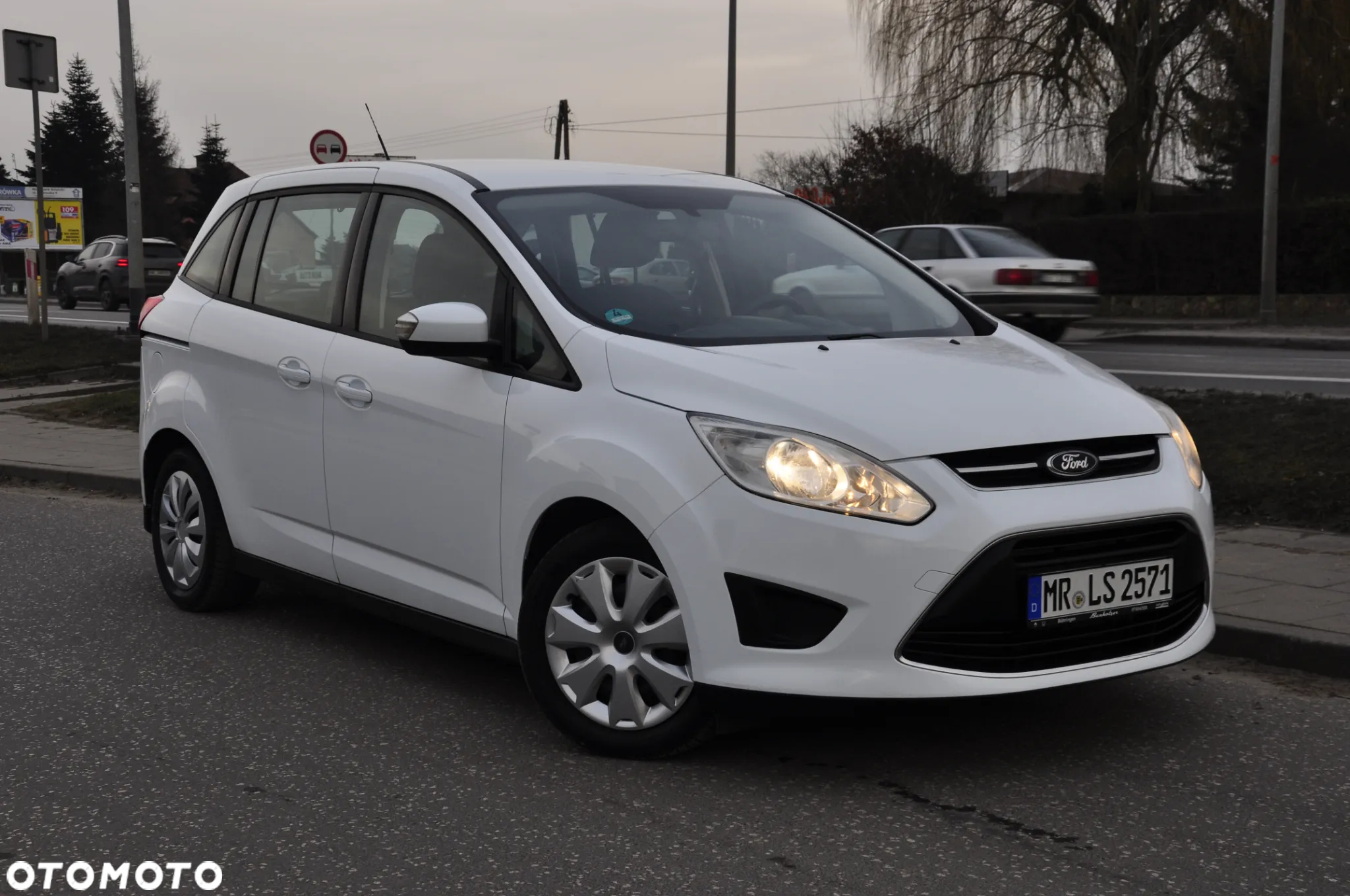 Ford Grand C-MAX 2.0 TDCi Champions Edition - 18