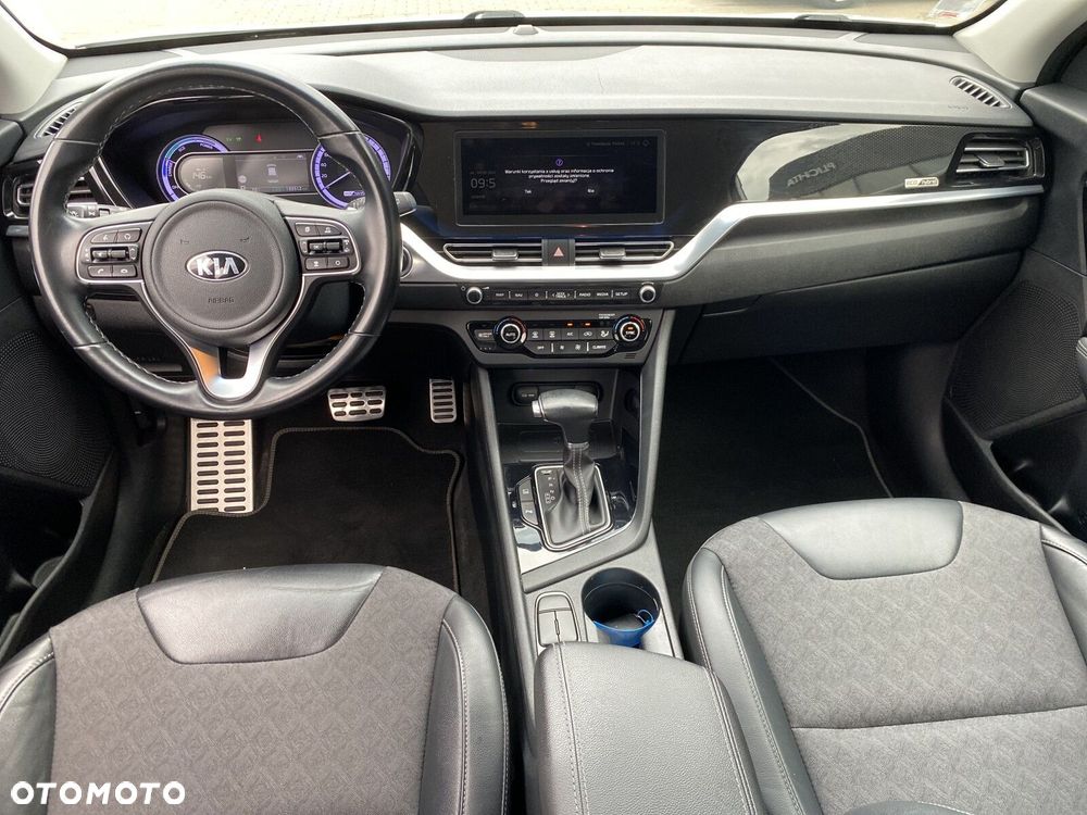 Kia Niro - 12