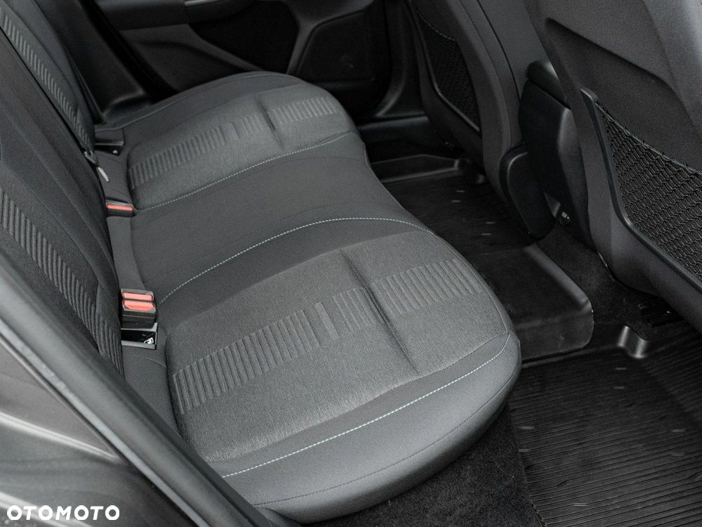 Ford Focus 1.0 EcoBoost Active - 28