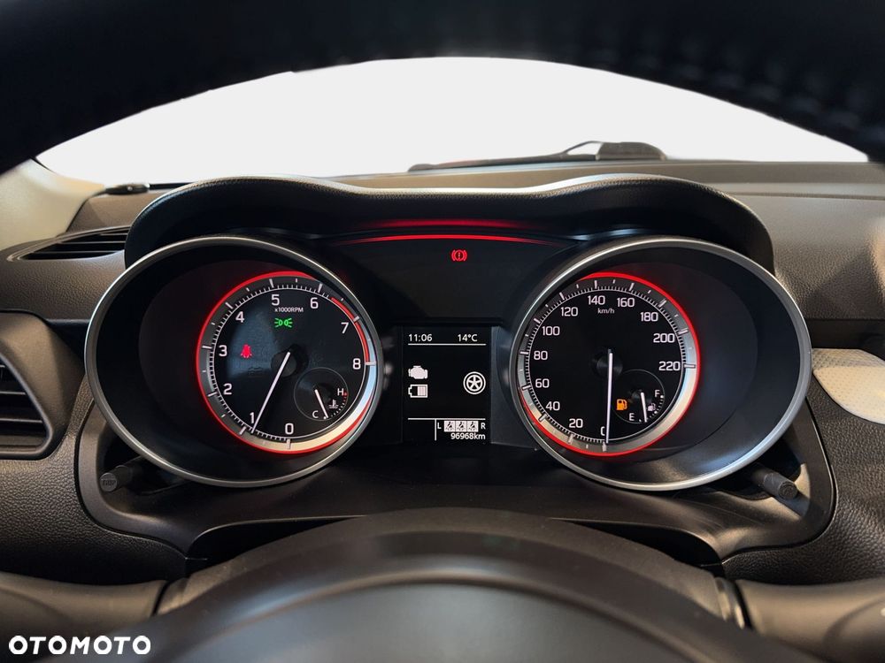 Suzuki Swift - 22