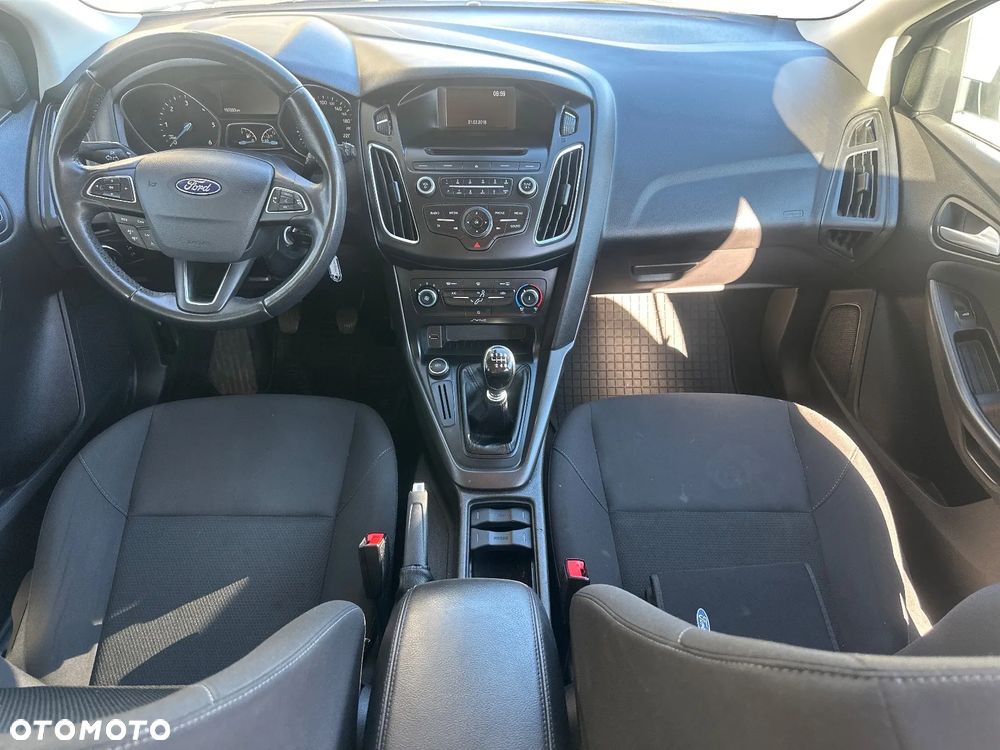 Ford Focus 1.5 TDCi Gold X - 26