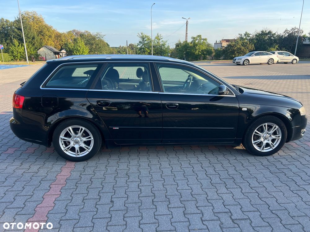 Audi A4 Avant - 4