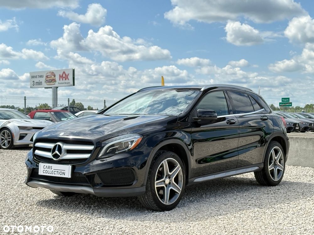 Mercedes-Benz GLA - 8