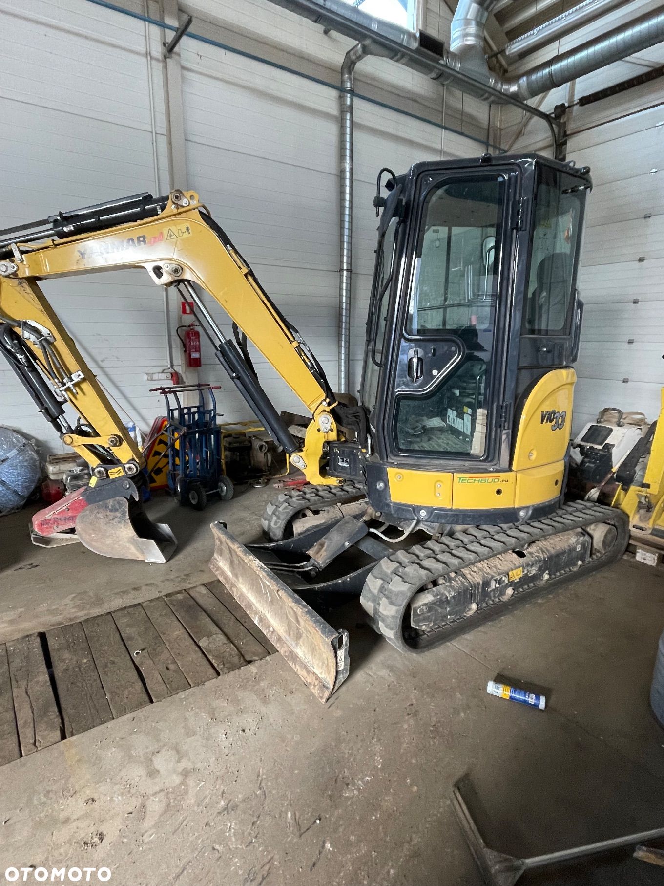 Yanmar ViO33 - 1