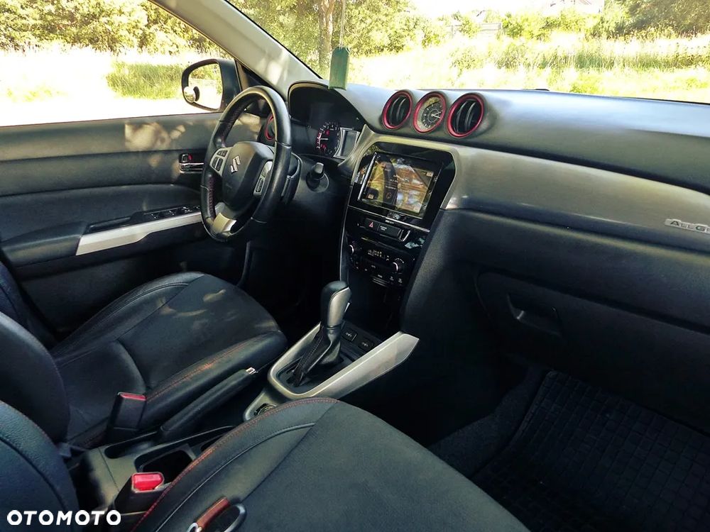 Suzuki Vitara 1.4 Boosterjet XLED Sun 4WD - 24