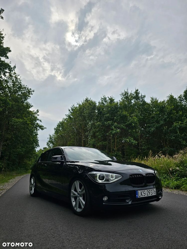 BMW Seria 1 120d Sport Line - 1