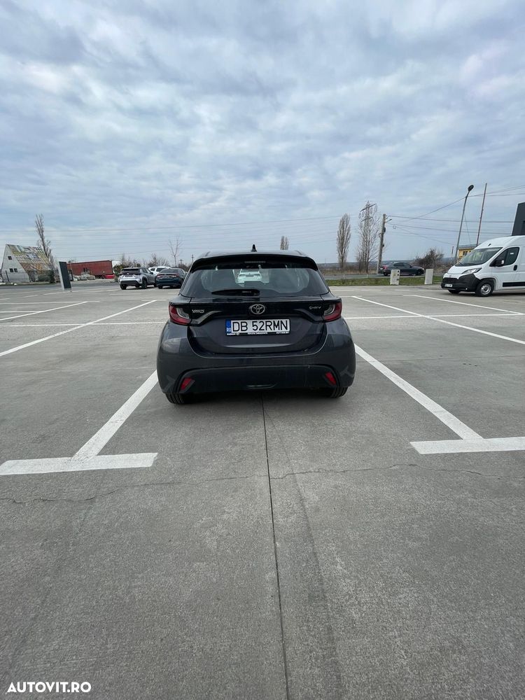 Toyota Yaris 1.5 VVT-i HSD Eco - 6