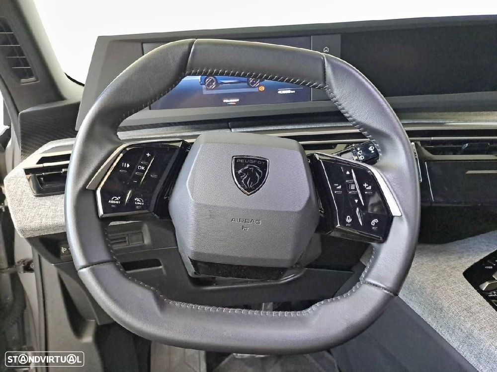 Peugeot 5008 1.2 Hybrid Allure e-DCS6 - 12
