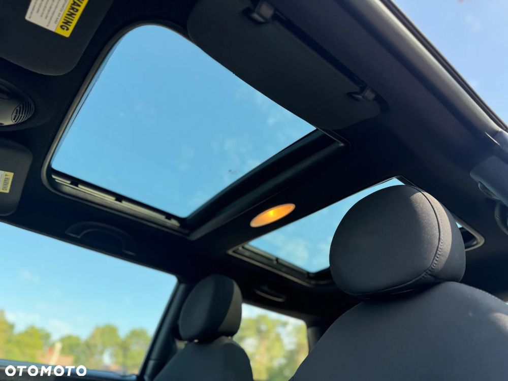 MINI Cooper S 50 Mayfair - 17