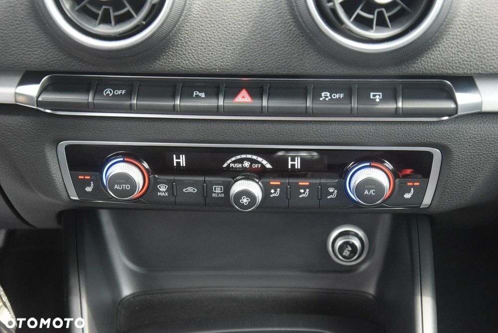 Audi A3 Sportback 1.0 TFSI design - 30