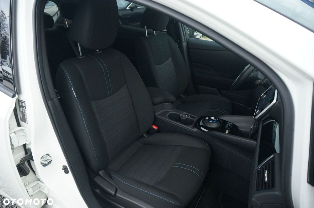 Nissan Leaf 62kWh N-Connecta - 28