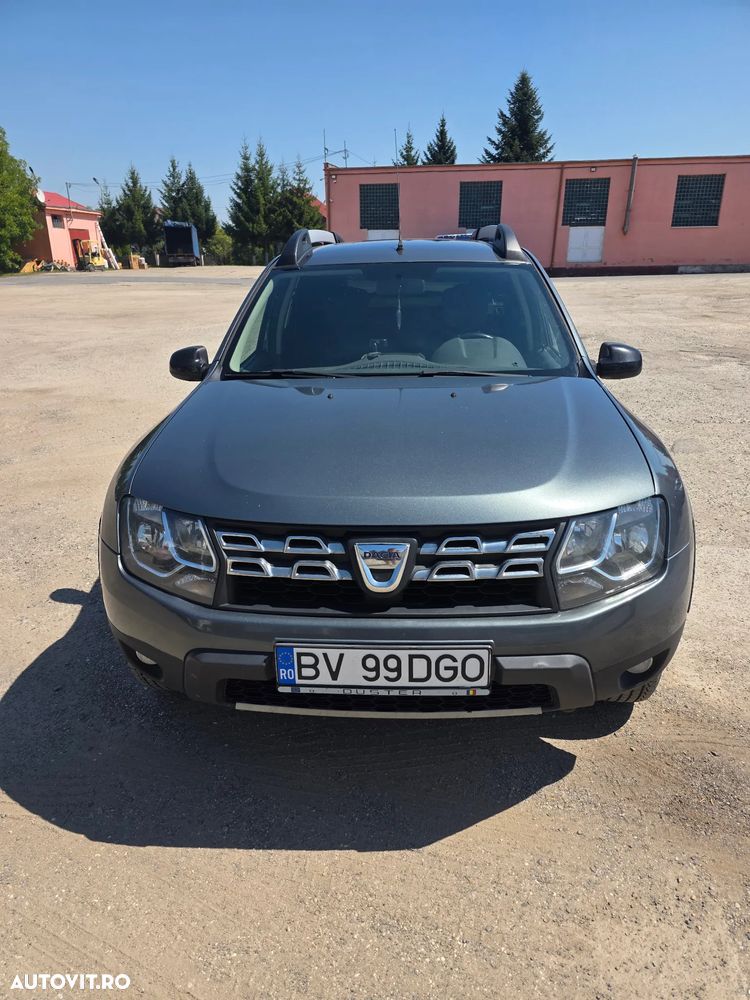 Dacia Duster dCi 110 FAP 4x2 Blackshadow - 2