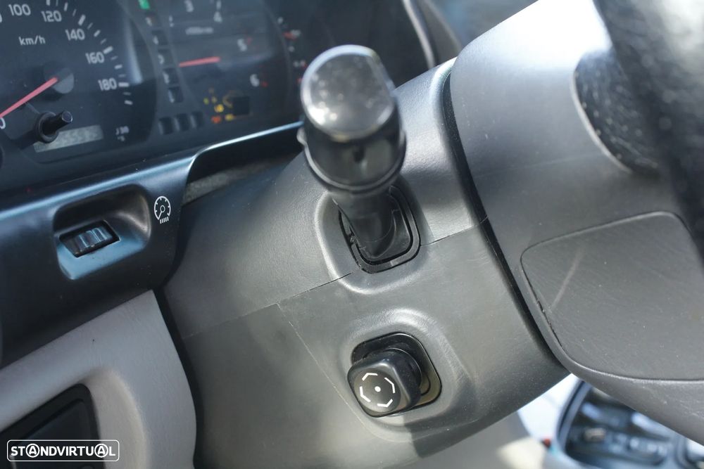 Toyota Land Cruiser SW 4.2 TDi CA - 18