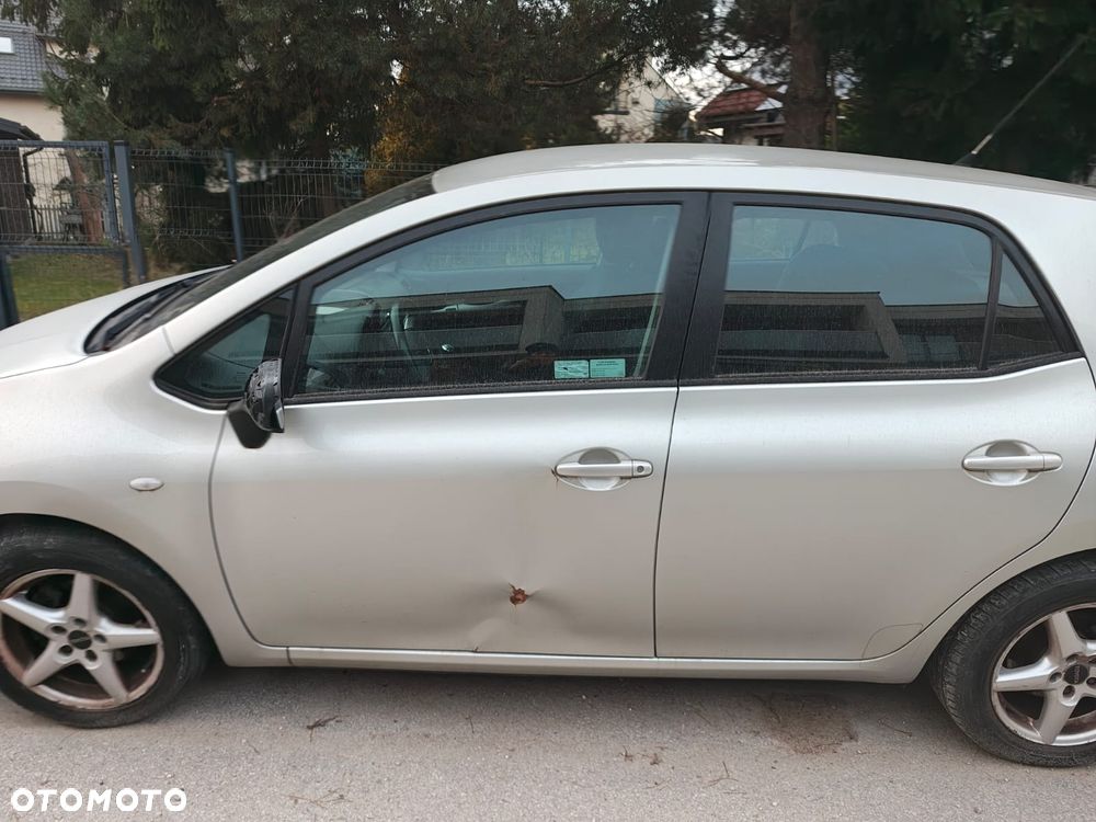 Toyota Auris 1.6 VVT-i Premium - 5
