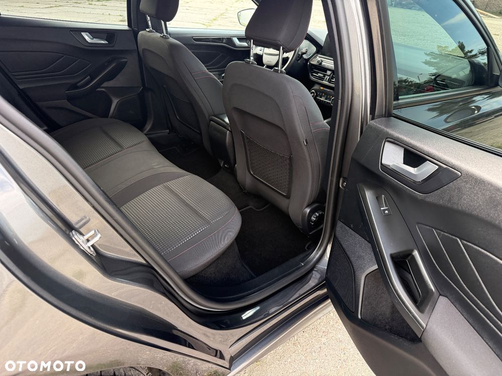 Ford Focus 2.0 EcoBlue ST-Line - 14