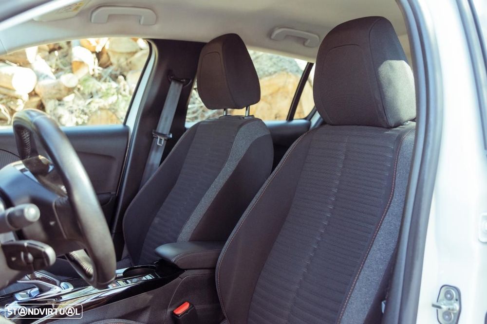 Peugeot e-208 50 kWh Active - 24