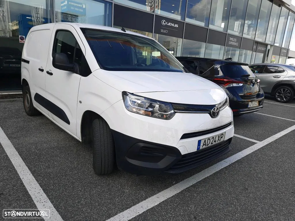 Toyota PROACE CITY 3 LUG. - 2