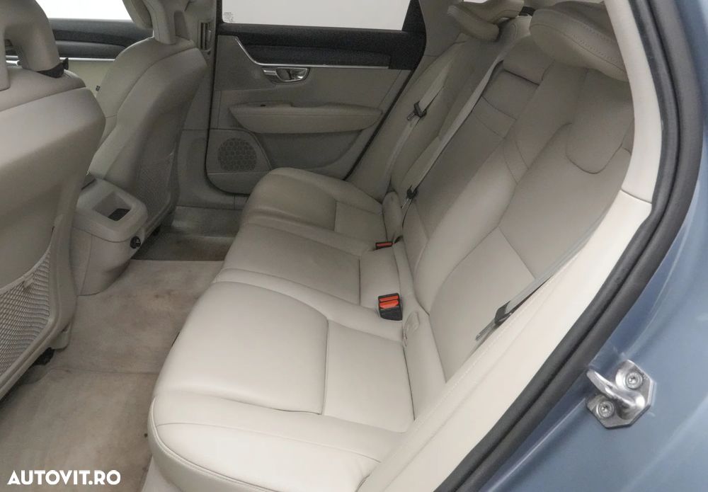 Volvo S90 D3 Geartronic Momentum Pro - 15