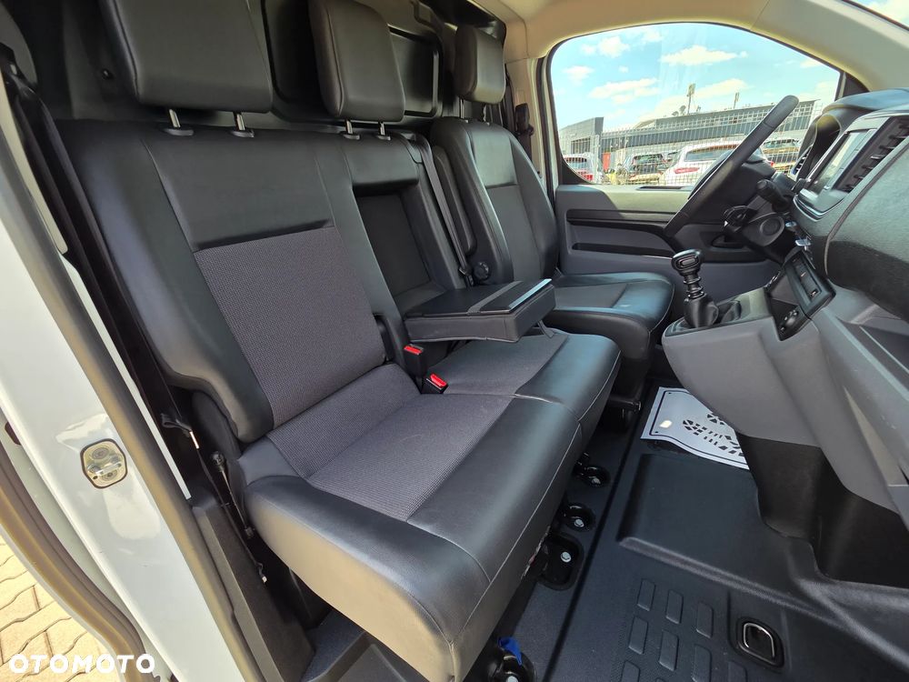 Opel Vivaro - 37