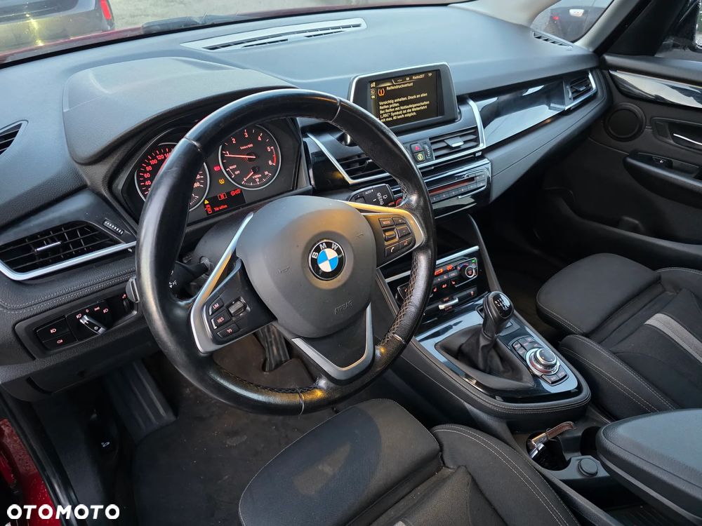 BMW Seria 2 218d GT Sport Line - 18